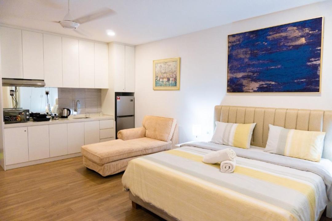 Apple Home 2 At Menara Simfoni, King Size Bed, Cheras, Nexflix, Wifi, Parking Seri Kembangan Eksteriør billede