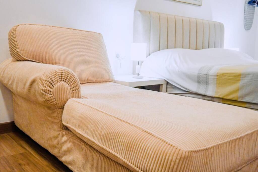 Apple Home 2 At Menara Simfoni, King Size Bed, Cheras, Nexflix, Wifi, Parking Seri Kembangan Eksteriør billede