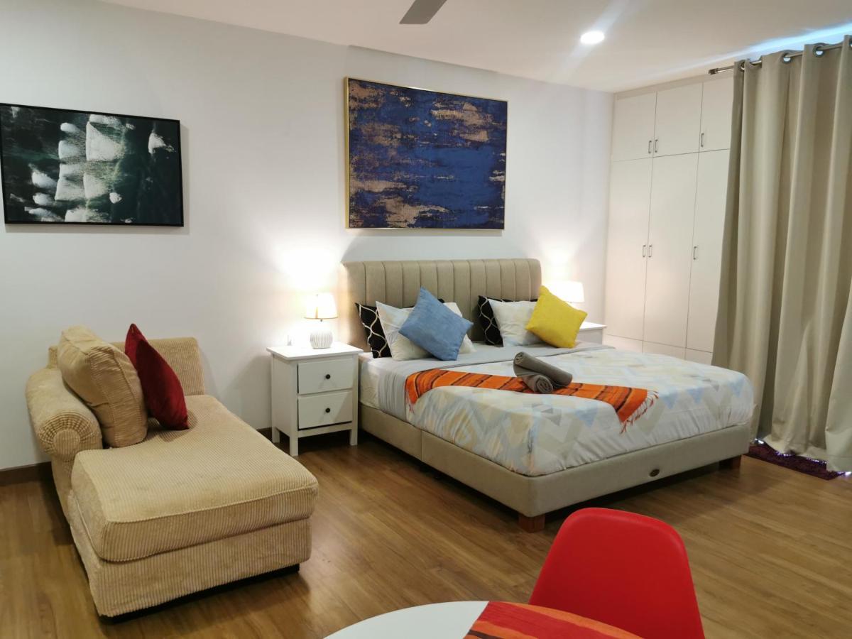 Apple Home 2 At Menara Simfoni, King Size Bed, Cheras, Nexflix, Wifi, Parking Seri Kembangan Eksteriør billede