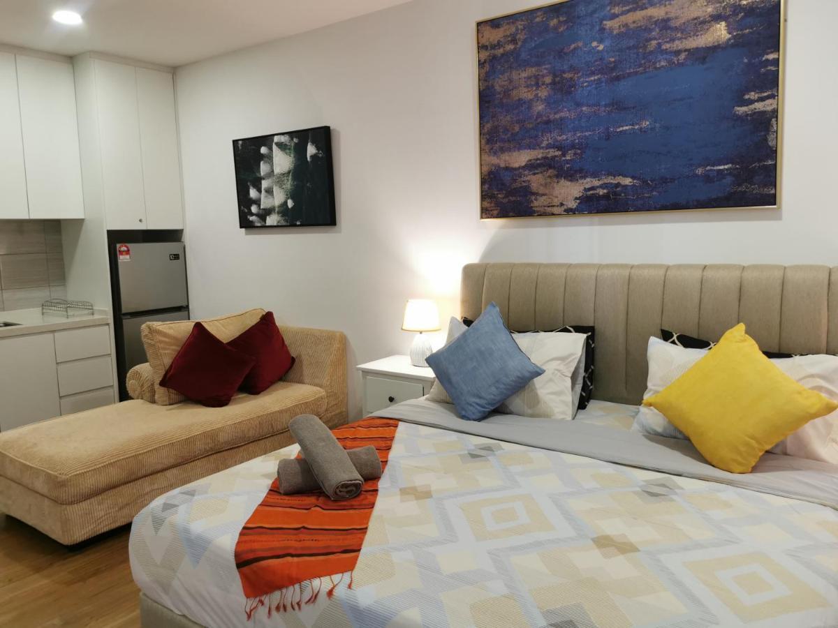 Apple Home 2 At Menara Simfoni, King Size Bed, Cheras, Nexflix, Wifi, Parking Seri Kembangan Eksteriør billede